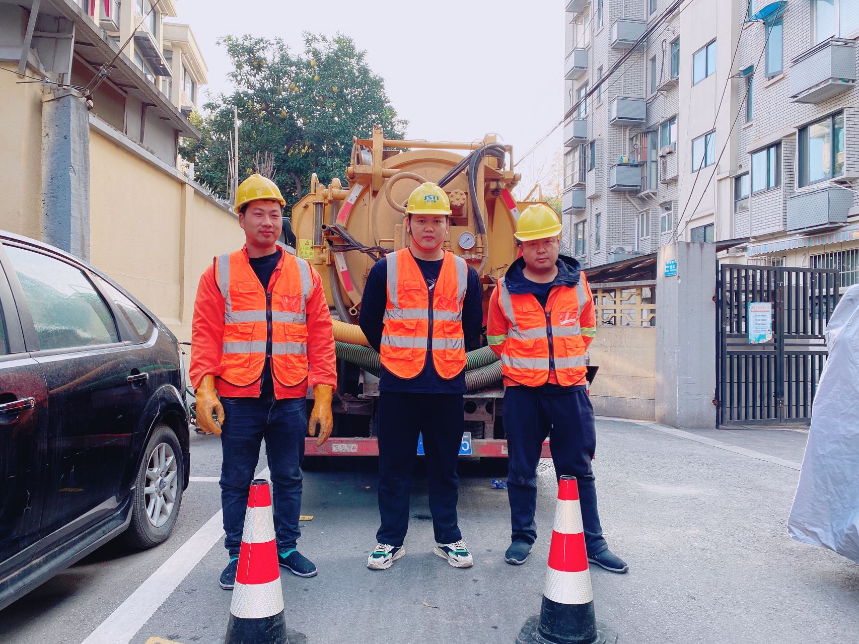 新庄南京某小区管道清淤检测施工